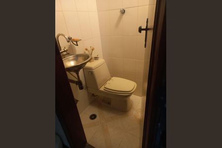 Casa à venda com 350m², 3 quartos e sem vagaBanheiro