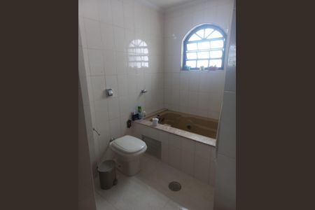 Casa à venda com 350m², 3 quartos e sem vagaBanheiro