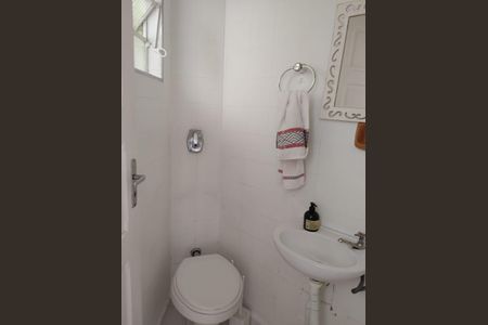 Banheiro de casa à venda com 2 quartos, 90m² em Mirandópolis, São Paulo