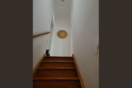 Escada de casa à venda com 2 quartos, 90m² em Mirandópolis, São Paulo