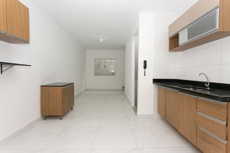 Casa de condomínio para alugar com 70m², 2 quartos e 1 vaga Casa de condomínio para alugar com 70m², 2 quartos e 1 vagaSala