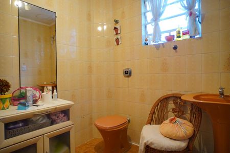 Banheiro  de casa para alugar com 3 quartos, 260m² em Cristo Redentor, Porto Alegre