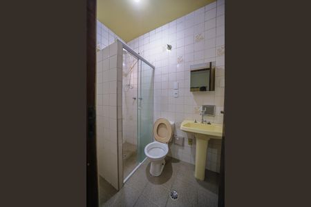 Casa à venda com 120m², 3 quartos e 4 vagasBanheiro do Quarto 3