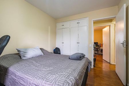 Apartamento à venda com 97m², 3 quartos e 1 vagaQuarto 2
