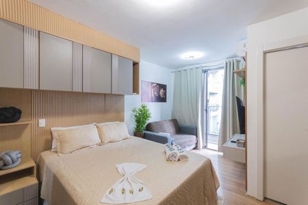 Studio de kitnet/studio para alugar com 1 quarto, 32m² em Santo Cristo, Rio de Janeiro
