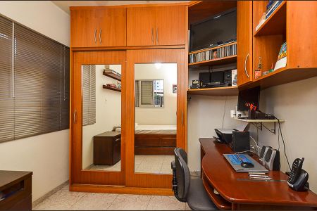 Apartamento à venda com 183m², 4 quartos e 2 vagasQuarto Cobertura