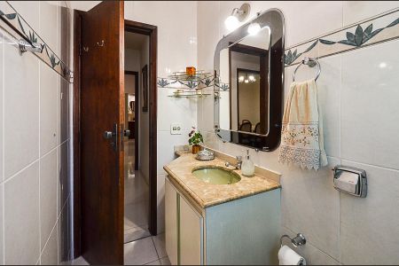 Apartamento à venda com 183m², 4 quartos e 2 vagasBanheiro Social