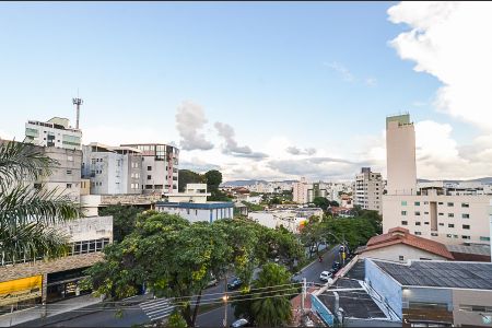 Apartamento à venda com 183m², 4 quartos e 2 vagasVista