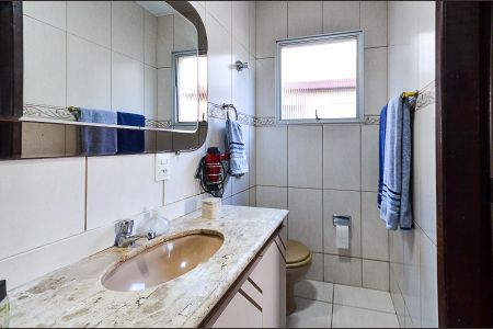 Apartamento à venda com 183m², 4 quartos e 2 vagasBanheiro Suíte