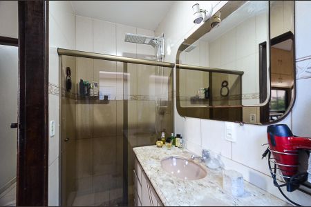 Apartamento à venda com 183m², 4 quartos e 2 vagasBanheiro Suíte