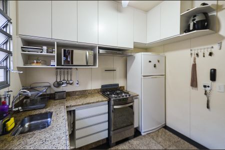 Apartamento à venda com 183m², 4 quartos e 2 vagasCozinha