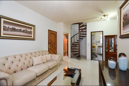 Sala de Estar de apartamento à venda com 4 quartos, 183m² em Coração Eucarístico, Belo Horizonte