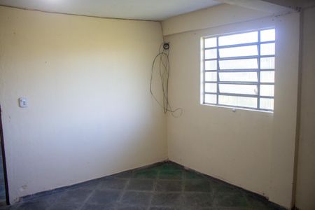 Quarto 2 de casa para alugar com 2 quartos, 55m² em Pilar Velho, Ribeirão Pires