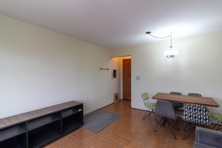 Sala de apartamento para alugar com 2 quartos, 72m² em Campo Belo, São Paulo