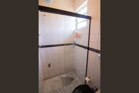 Casa à venda com 230m², 4 quartos e 5 vagas Casa à venda com 230m², 4 quartos e 5 vagasBANHEIRO DA SUÍTE 1