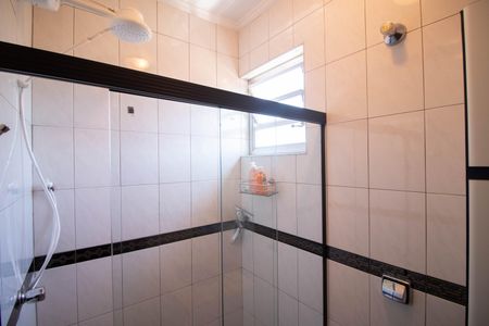 Casa à venda com 230m², 4 quartos e 5 vagas Casa à venda com 230m², 4 quartos e 5 vagasBANHEIRO DA SUÍTE 1