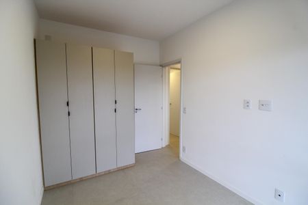 Apartamento à venda com 94m², 3 quartos e 2 vagasQuarto 2