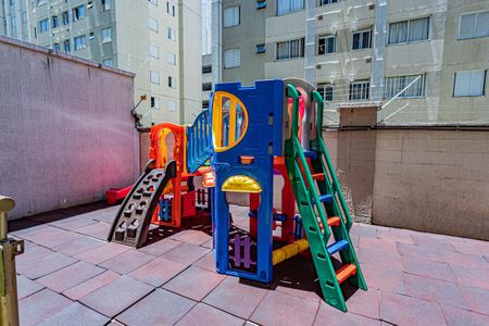 Apartamento para alugar com 44m², 2 quartos e 1 vagaÁrea comum - Playground