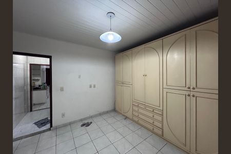 Quarto 1 de casa para alugar com 2 quartos, 176m² em Cidade Ademar, São Paulo