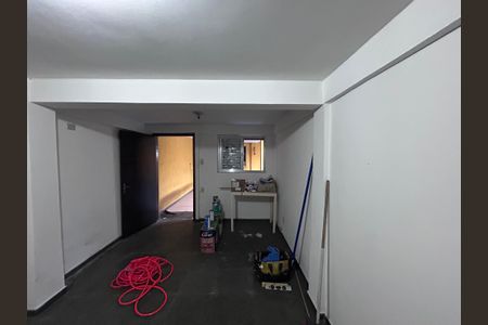 Casa à venda com 176m², 2 quartos e 2 vagasQuarto de Serviço