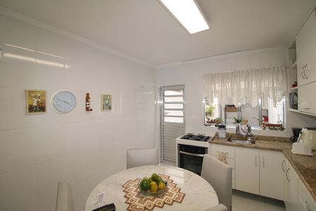 Casa para alugar com 150m², 3 quartos e 1 vagaCozinha