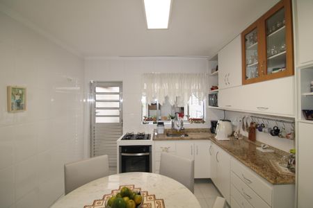 Casa para alugar com 150m², 3 quartos e 1 vagaCozinha