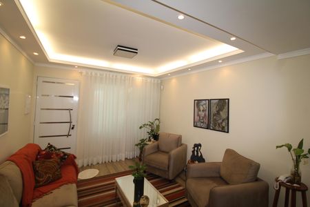 Casa para alugar com 150m², 3 quartos e 1 vagaSala