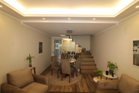 Casa para alugar com 150m², 3 quartos e 1 vagaSala