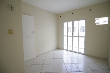 Quarto 1 de casa de condomínio para alugar com 2 quartos, 70m² em Pechincha, Rio de Janeiro