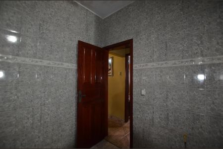 Casa à venda com 480m², 2 quartos e 2 vagasBanheiro