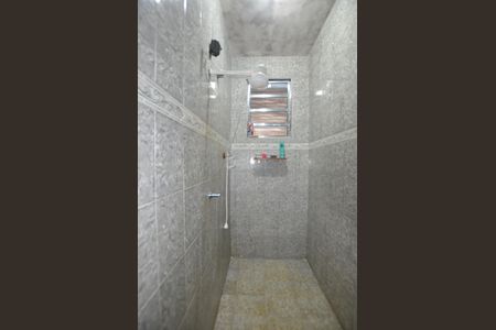 Casa à venda com 480m², 2 quartos e 2 vagasBanheiro