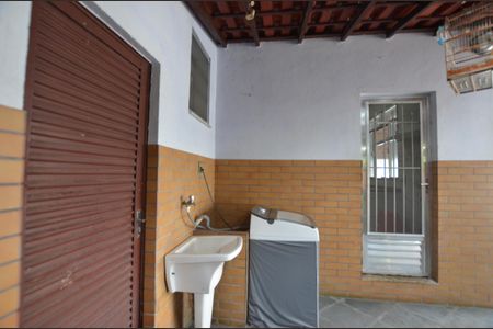 Casa à venda com 480m², 2 quartos e 2 vagasArea de Serviço