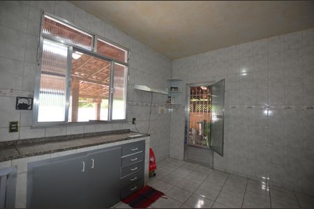 Casa à venda com 480m², 2 quartos e 2 vagasCozinha