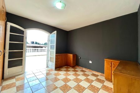 Casa para alugar com 147m², 3 quartos e 2 vagasSuite