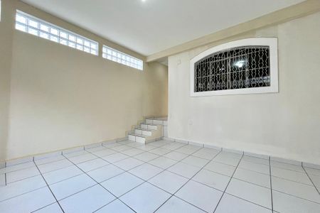 Casa para alugar com 147m², 3 quartos e 2 vagasGaragem