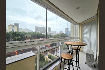 Apartamento para alugar com 45m², 1 quarto e 1 vagaVaranda