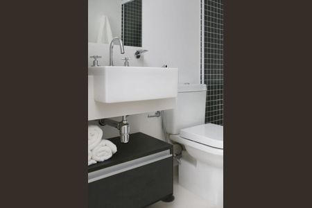 Apartamento à venda com 70m², 1 quarto e 1 vagaFoto 02