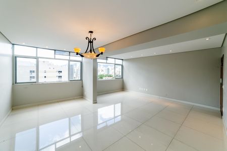 Apartamento à venda com 150m², 4 quartos e 2 vagasSala