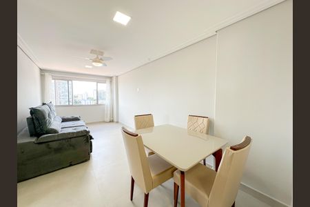 Sala de apartamento para alugar com 1 quarto, 50m² em Vila Anglo Brasileira, São Paulo