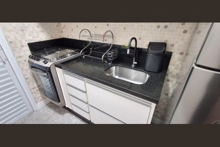 Apartamento à venda com 43m², 2 quartos e 1 vagaCozinha 