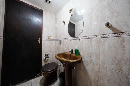 Casa à venda com 300m², 4 quartos e 2 vagasLavabo 1