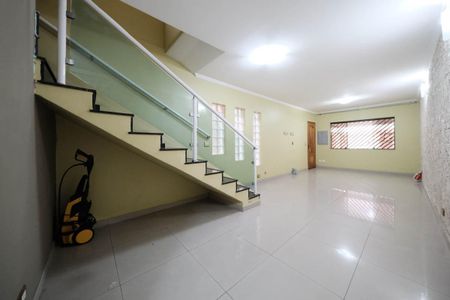 Sala de casa para alugar com 4 quartos, 300m² em Vila Marieta, São Paulo