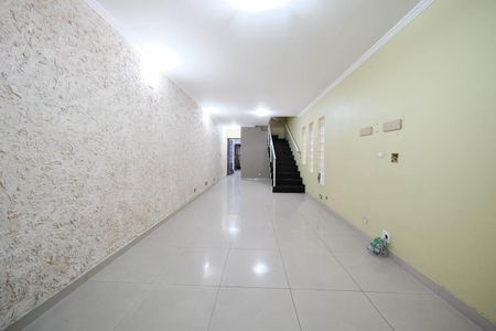 Sala de casa para alugar com 4 quartos, 300m² em Vila Marieta, São Paulo