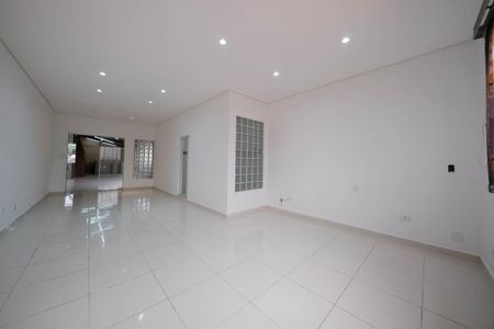 Casa à venda com 300m², 4 quartos e 2 vagasÁrea gourmet