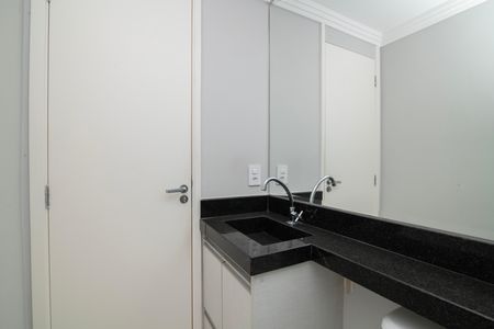 Apartamento para alugar com 58m², 2 quartos e 1 vaga Apartamento para alugar com 58m², 2 quartos e 1 vagaBanheiro
