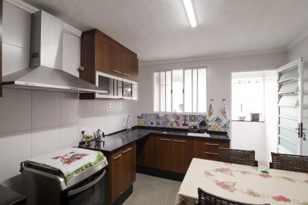 Apartamento à venda com 65m², 2 quartos e 1 vagaCozinha e Área de Serviço