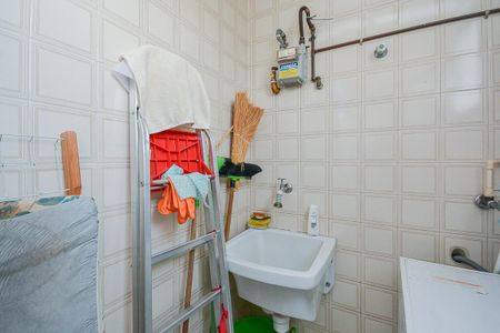 Apartamento à venda com 64m², 2 quartos e 1 vagaÁrea de Serviço