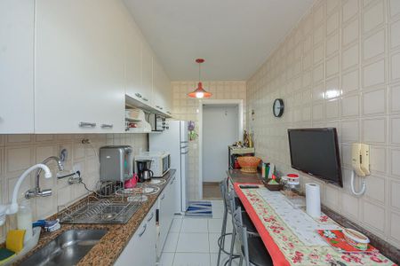 Apartamento à venda com 64m², 2 quartos e 1 vagaCozinha