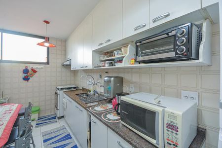 Apartamento à venda com 64m², 2 quartos e 1 vagaCozinha