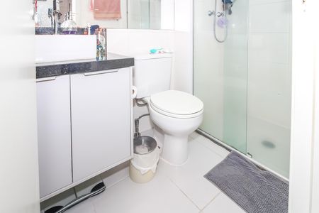 Apartamento à venda com 58m², 2 quartos e 1 vaga Apartamento à venda com 58m², 2 quartos e 1 vagaBanheiro da Suíte